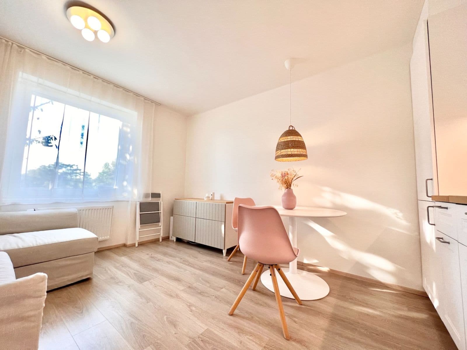 Pronájem bytu 2+kk 32 m², Na Obrátce, Praha, Praha Pronájem bytu 2+kk 32 m², Na Obrátce, Praha, Praha