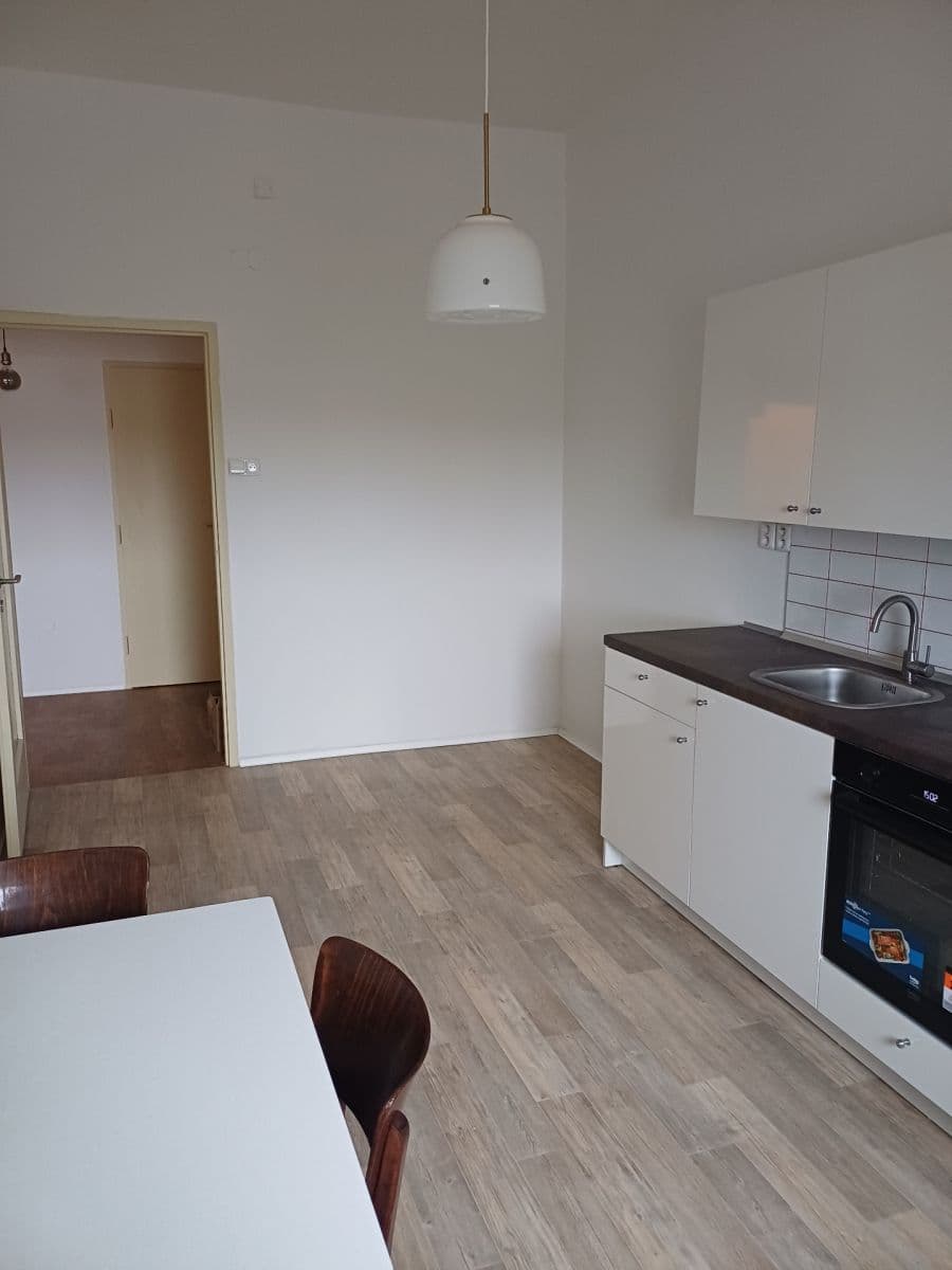 Pronájem bytu 2+kk 43 m², Milady Horákové, Praha, Praha Pronájem bytu 2+kk 43 m², Milady Horákové, Praha, Praha