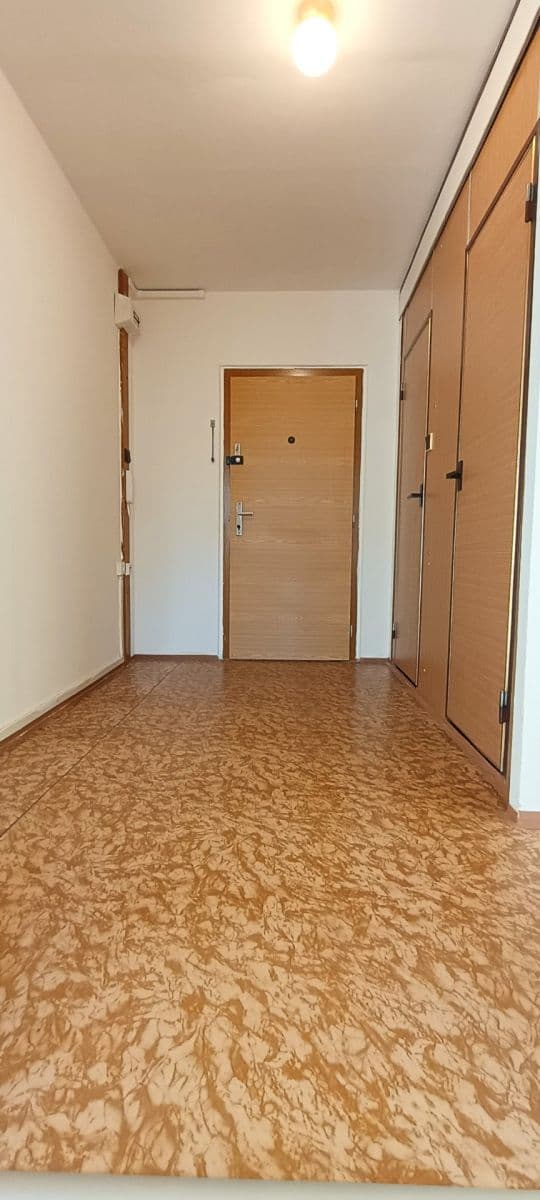 Prodej bytu 2+kk 45 m², Kurzova, Praha, Praha Prodej bytu 2+kk 45 m², Kurzova, Praha, Praha