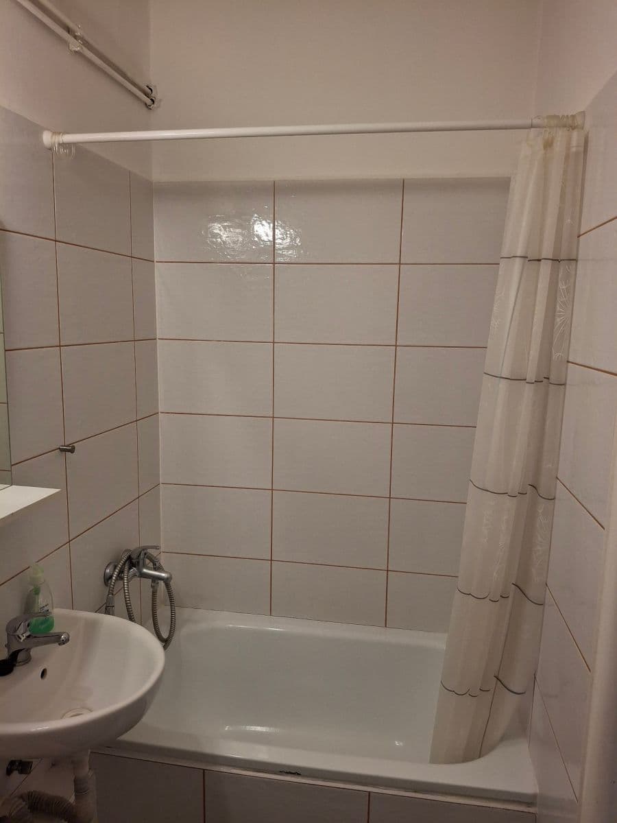 Pronájem bytu 1+kk 27 m², Wolkerova, Kuřim, Jihomoravský kraj Pronájem bytu 1+kk 27 m², Wolkerova, Kuřim, Jihomoravský kraj