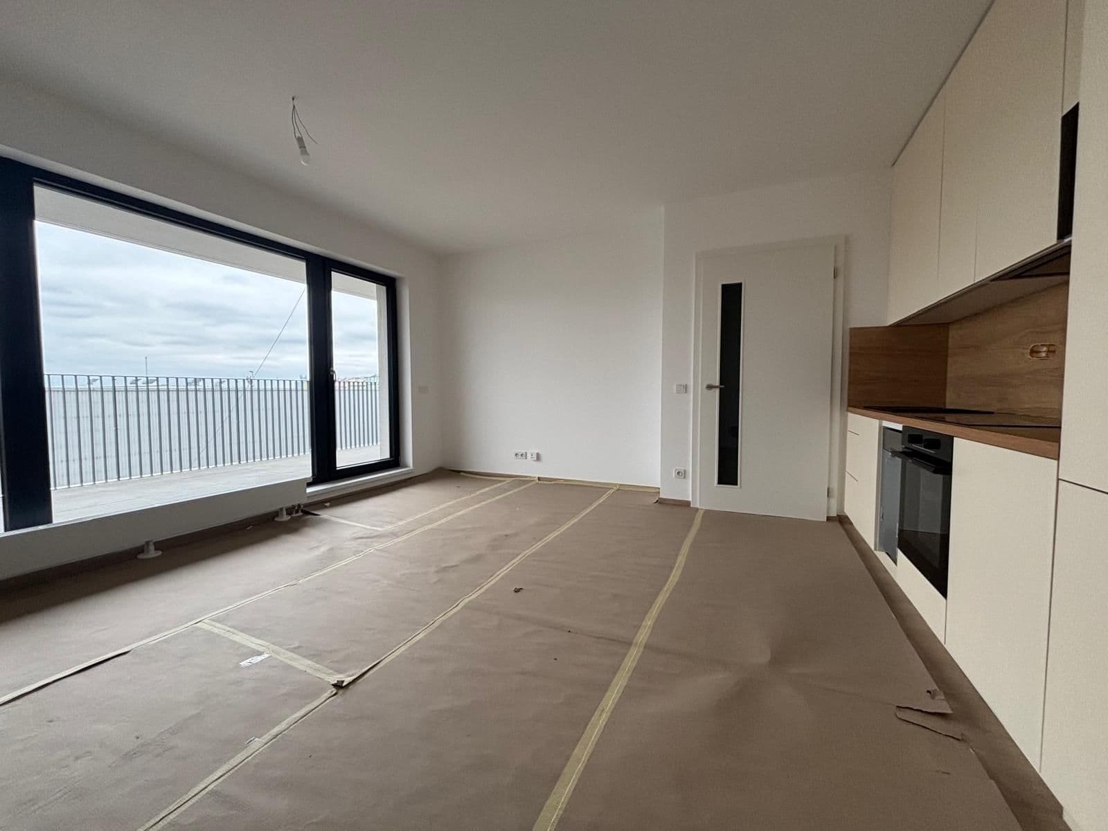 Pronájem bytu 1+kk 33 m², Tupolevova, Praha, Praha Pronájem bytu 1+kk 33 m², Tupolevova, Praha, Praha