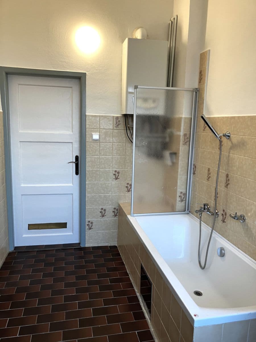 Pronájem bytu 3+1 85 m², Krkoškova, Brno, Jihomoravský kraj Pronájem bytu 3+1 85 m², Krkoškova, Brno, Jihomoravský kraj