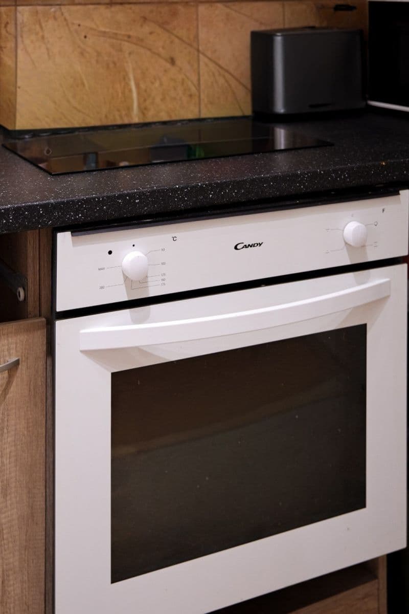 Pronájem bytu 1+1 42 m², Husitská, Praha, Praha Pronájem bytu 1+1 42 m², Husitská, Praha, Praha