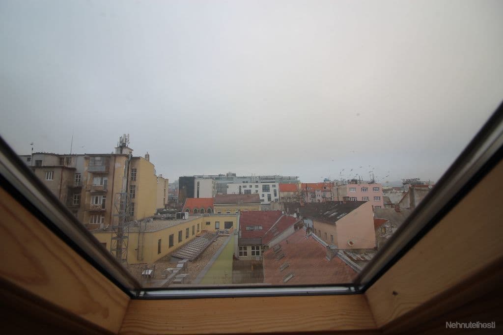 Prodej bytu 4+1 243 m², Jedlíkova, Bratislava - mestská časť Staré Mesto, Bratislavský kraj Prodej bytu 4+1 243 m², Jedlíkova, Bratislava - mestská časť Staré Mesto, Bratislavský kraj