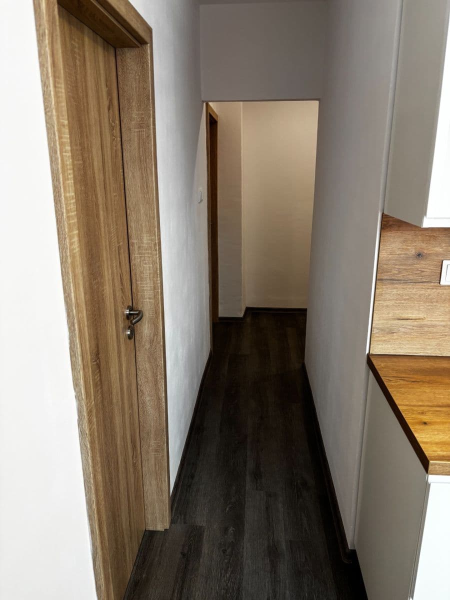 Pronájem bytu 2+1 54 m², Mahenova, Jeseník, Olomoucký kraj Pronájem bytu 2+1 54 m², Mahenova, Jeseník, Olomoucký kraj