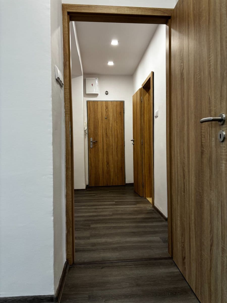 Pronájem bytu 2+1 54 m², Mahenova, Jeseník, Olomoucký kraj Pronájem bytu 2+1 54 m², Mahenova, Jeseník, Olomoucký kraj