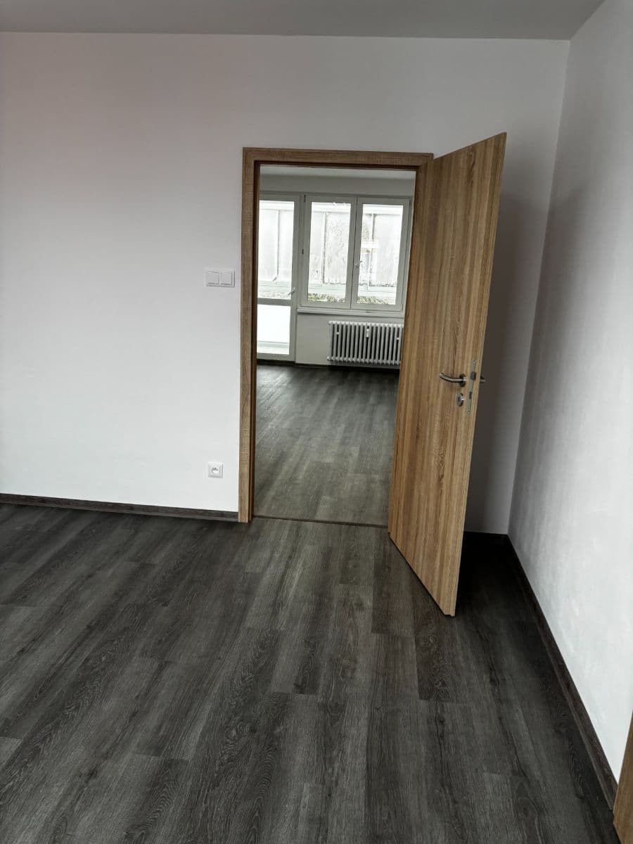 Pronájem bytu 2+1 54 m², Mahenova, Jeseník, Olomoucký kraj Pronájem bytu 2+1 54 m², Mahenova, Jeseník, Olomoucký kraj