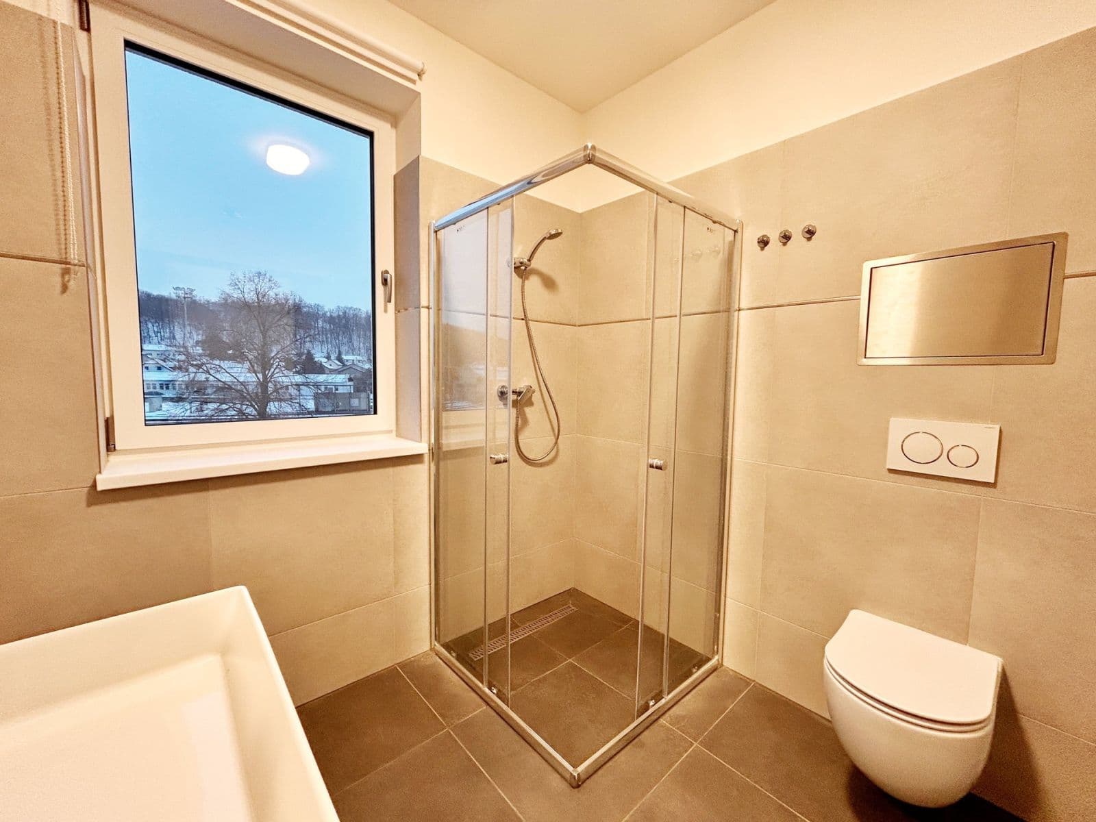 Pronájem bytu 1+kk 34 m², S. K. Neumanna, Kralupy nad Vltavou, Středočeský kraj Pronájem bytu 1+kk 34 m², S. K. Neumanna, Kralupy nad Vltavou, Středočeský kraj