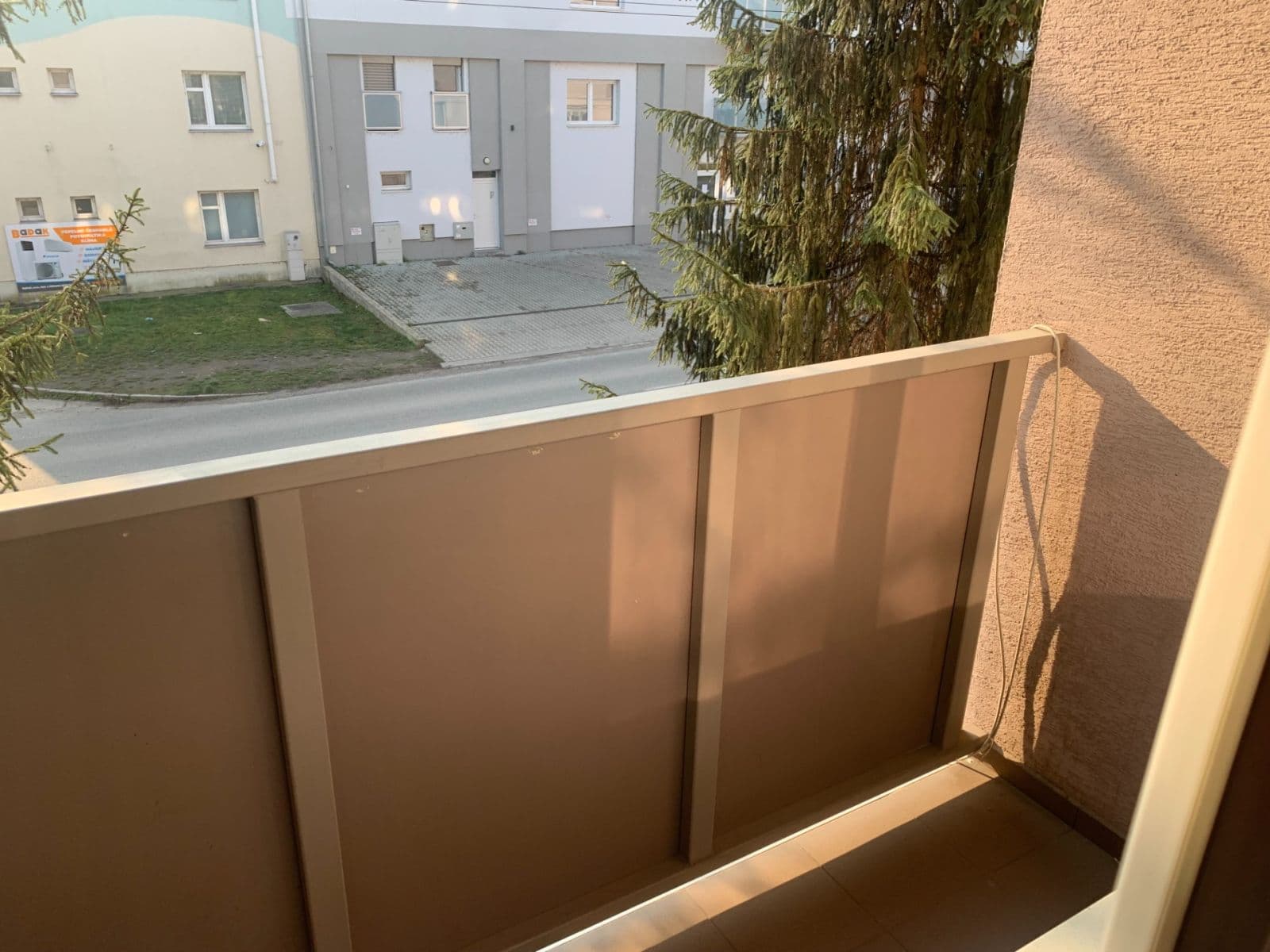 Pronájem bytu 2+1 51 m², Kpt. J. Nálepku, Levice, Nitriansky kraj Pronájem bytu 2+1 51 m², Kpt. J. Nálepku, Levice, Nitriansky kraj