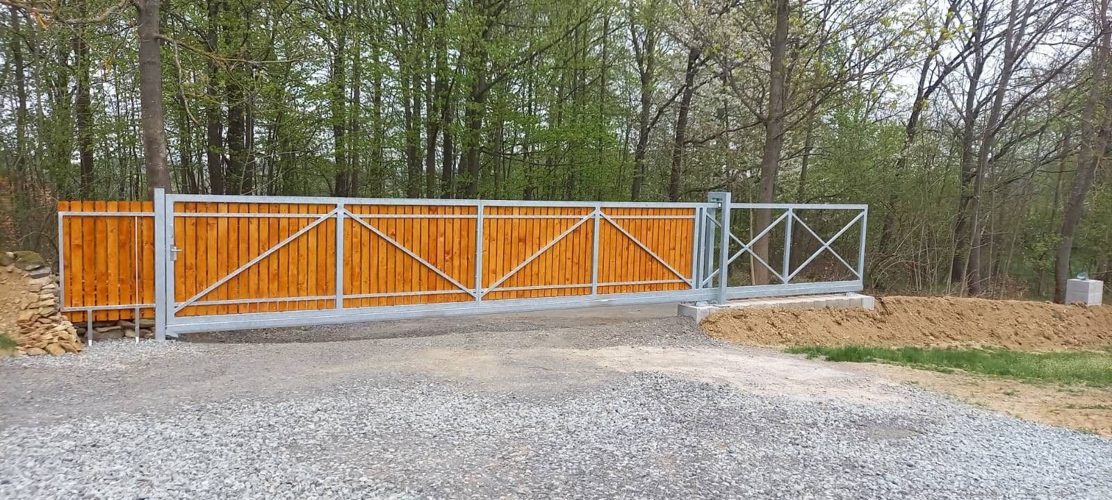 Prodej pozemku 17.513 m², Poleň, Plzeňský kraj Prodej pozemku 17.513 m², Poleň, Plzeňský kraj