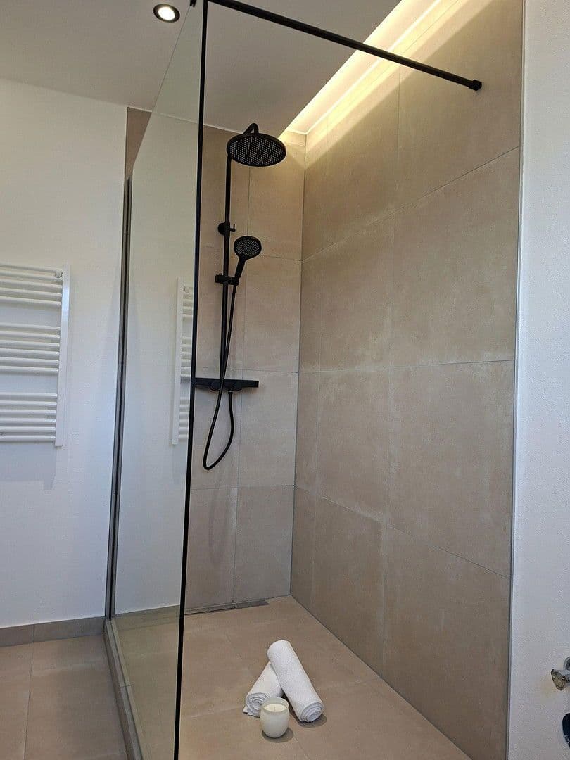 Prodej bytu 3+1 84 m², Tegernheim, Bavorsko Prodej bytu 3+1 84 m², Tegernheim, Bavorsko