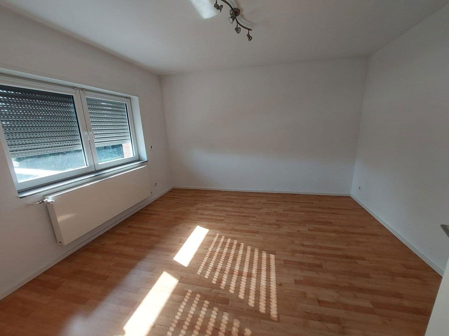 Pronájem bytu 3+1 90 m², Viersen, Severní Porýní-Vestfálsko Pronájem bytu 3+1 90 m², Viersen, Severní Porýní-Vestfálsko