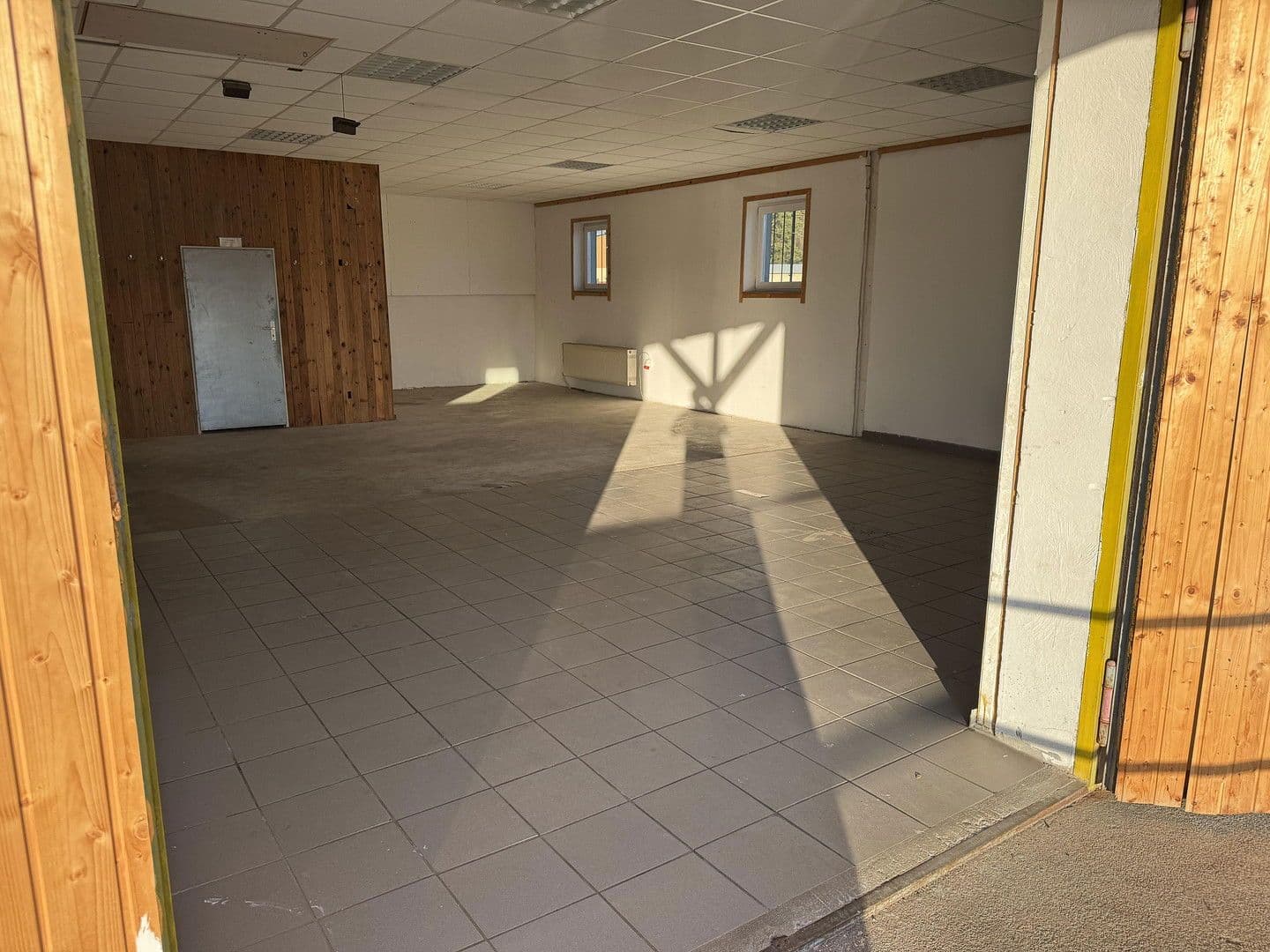 Pronájem nebytového prostoru 130 m², Am Stadtwald 5, Eschenbach i.d.OPf., Bavorsko Pronájem nebytového prostoru 130 m², Am Stadtwald 5, Eschenbach i.d.OPf., Bavorsko