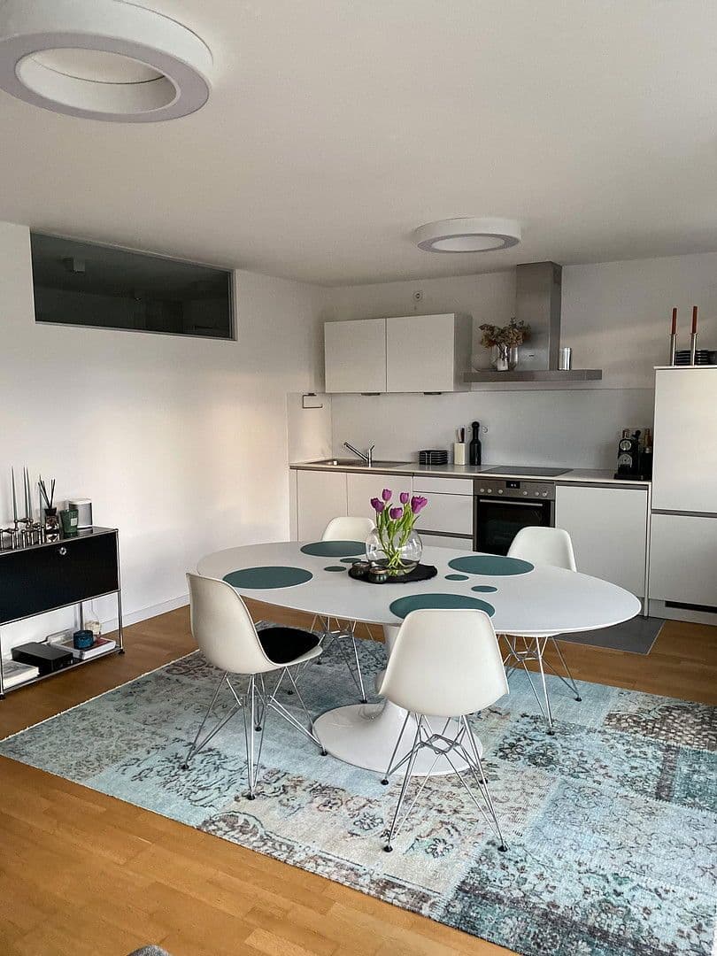 Pronájem bytu 2+1 56 m², Edingen-Neckarhausen, Bádensko-Württembersko Pronájem bytu 2+1 56 m², Edingen-Neckarhausen, Bádensko-Württembersko