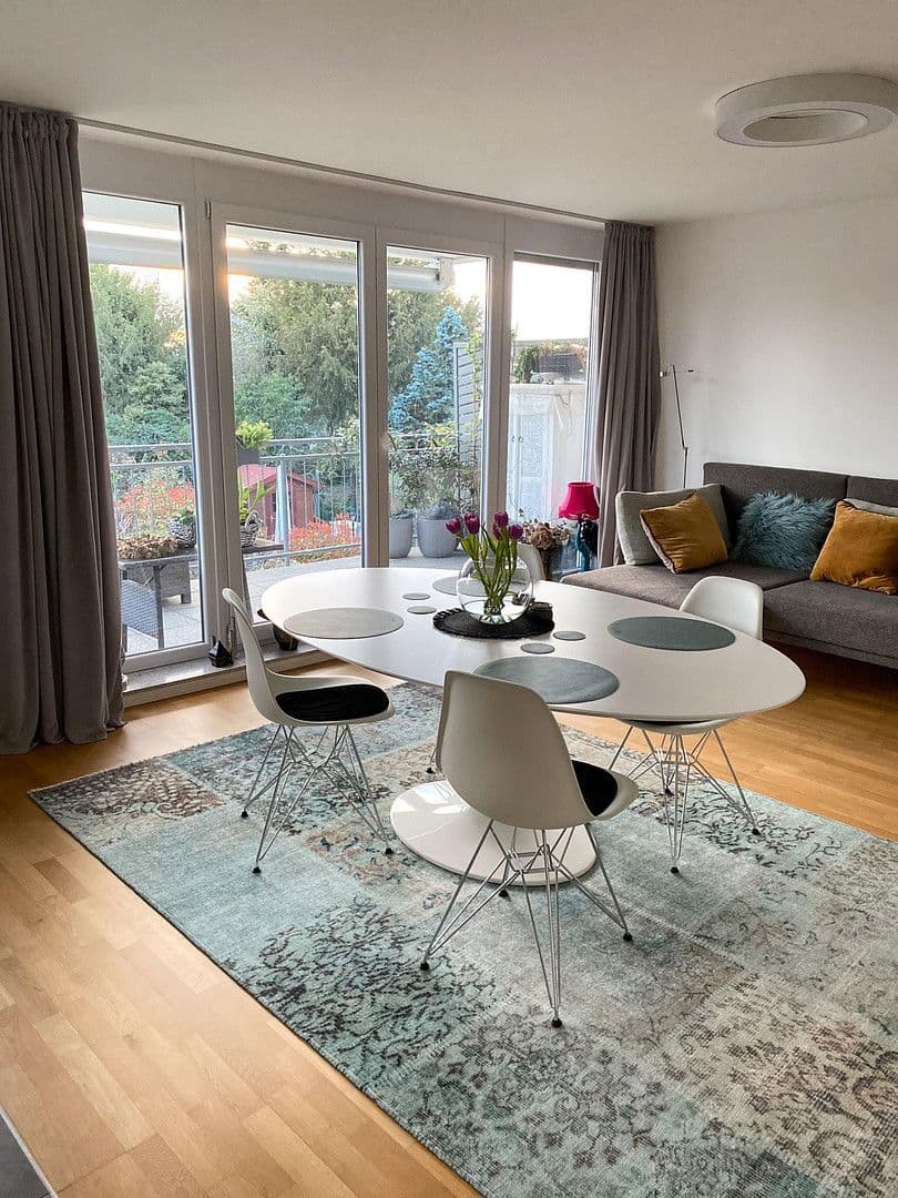 Pronájem bytu 2+1 56 m², Edingen-Neckarhausen, Bádensko-Württembersko Pronájem bytu 2+1 56 m², Edingen-Neckarhausen, Bádensko-Württembersko