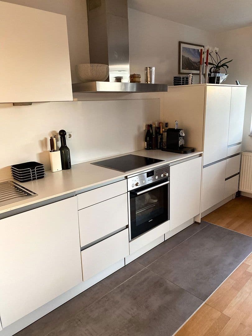 Pronájem bytu 2+1 56 m², Edingen-Neckarhausen, Bádensko-Württembersko Pronájem bytu 2+1 56 m², Edingen-Neckarhausen, Bádensko-Württembersko