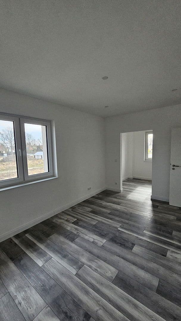 Pronájem domu 138 m², pozemek 350 m², Zossen, Braniborsko Pronájem domu 138 m², pozemek 350 m², Zossen, Braniborsko