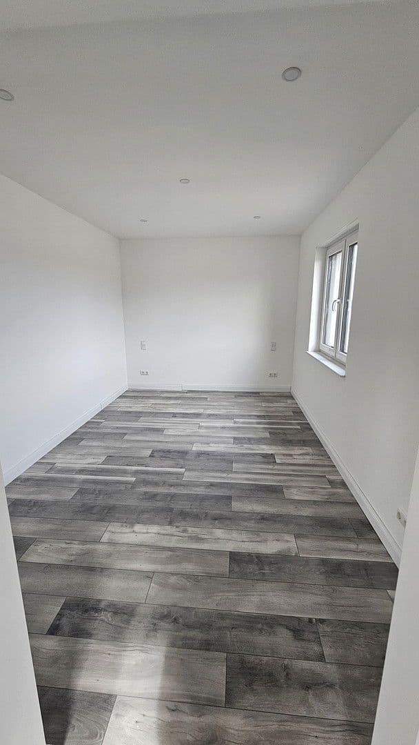 Pronájem domu 138 m², pozemek 350 m², Zossen, Braniborsko Pronájem domu 138 m², pozemek 350 m², Zossen, Braniborsko