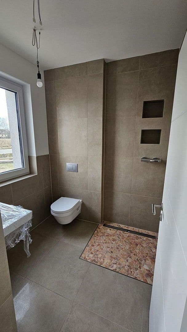 Pronájem domu 138 m², pozemek 350 m², Zossen, Braniborsko Pronájem domu 138 m², pozemek 350 m², Zossen, Braniborsko