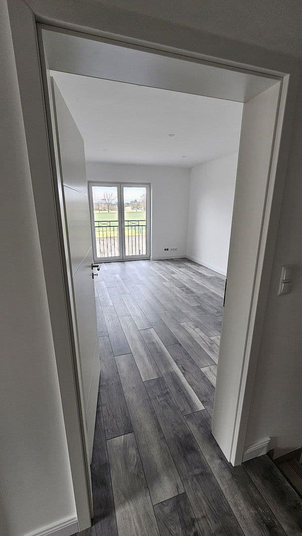 Pronájem domu 138 m², pozemek 350 m², Zossen, Braniborsko Pronájem domu 138 m², pozemek 350 m², Zossen, Braniborsko