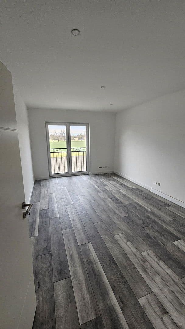 Pronájem domu 138 m², pozemek 350 m², Zossen, Braniborsko Pronájem domu 138 m², pozemek 350 m², Zossen, Braniborsko