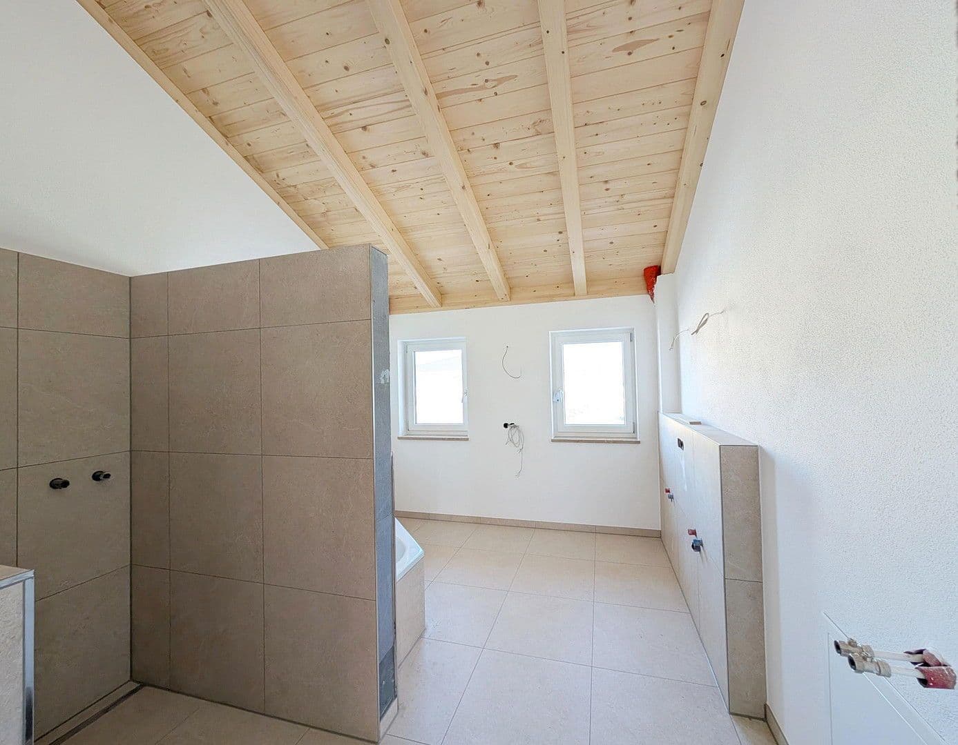 Pronájem domu 153 m², pozemek 684 m², Boschstraße 6, Heldenstein, Bavorsko Pronájem domu 153 m², pozemek 684 m², Boschstraße 6, Heldenstein, Bavorsko