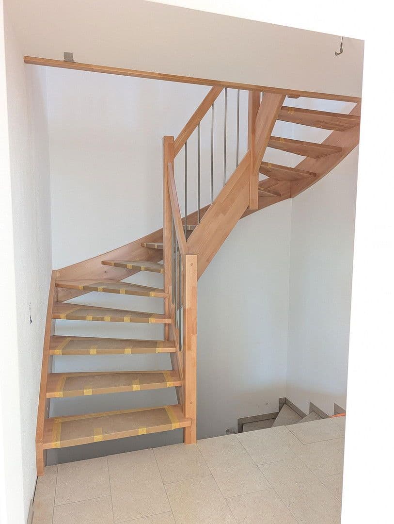 Pronájem domu 153 m², pozemek 684 m², Boschstraße 6, Heldenstein, Bavorsko Pronájem domu 153 m², pozemek 684 m², Boschstraße 6, Heldenstein, Bavorsko