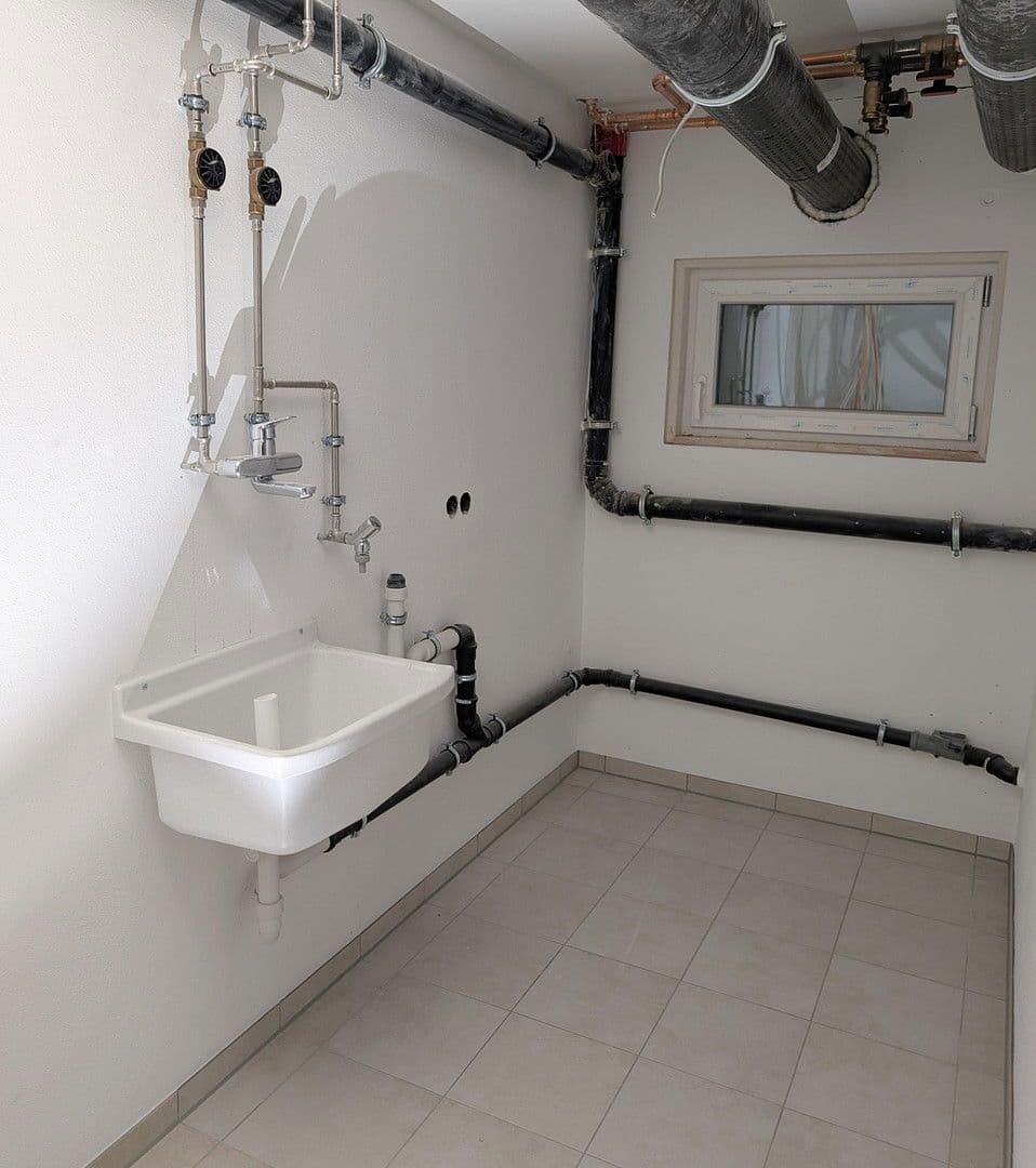 Pronájem domu 153 m², pozemek 684 m², Boschstraße 6, Heldenstein, Bavorsko Pronájem domu 153 m², pozemek 684 m², Boschstraße 6, Heldenstein, Bavorsko