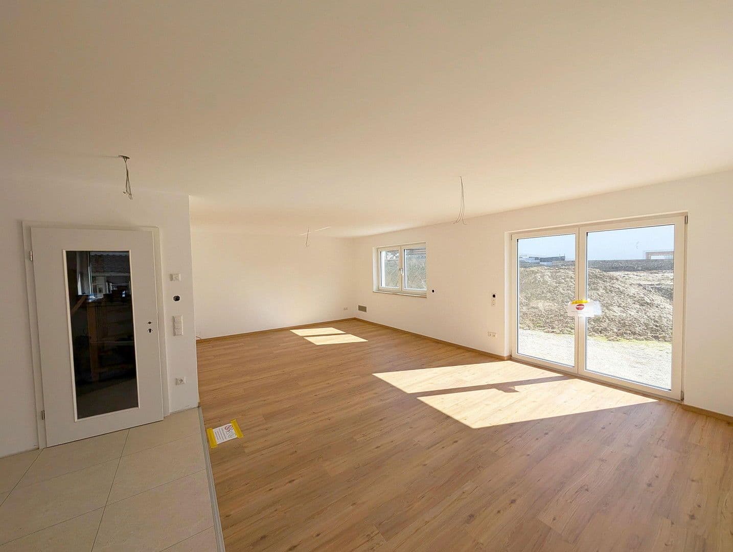 Pronájem domu 153 m², pozemek 684 m², Boschstraße 6, Heldenstein, Bavorsko Pronájem domu 153 m², pozemek 684 m², Boschstraße 6, Heldenstein, Bavorsko