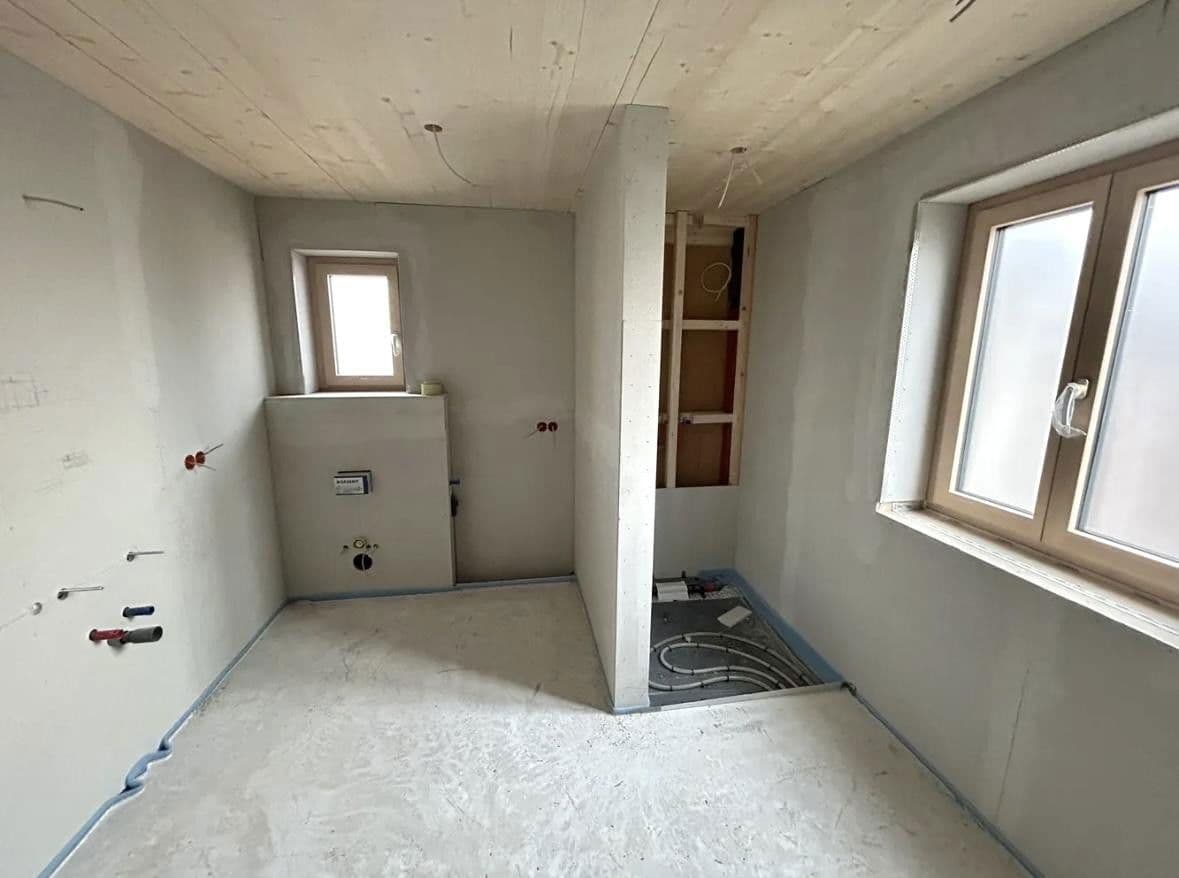 Pronájem bytu 3+1 94 m², Hausham, Bavorsko Pronájem bytu 3+1 94 m², Hausham, Bavorsko