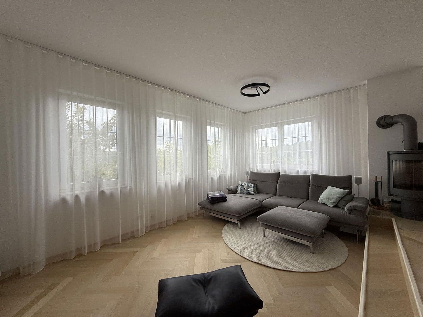 Prodej domu 187 m², pozemek 287 m², Bergweg 92, Aidlingen, Bádensko-Württembersko Prodej domu 187 m², pozemek 287 m², Bergweg 92, Aidlingen, Bádensko-Württembersko