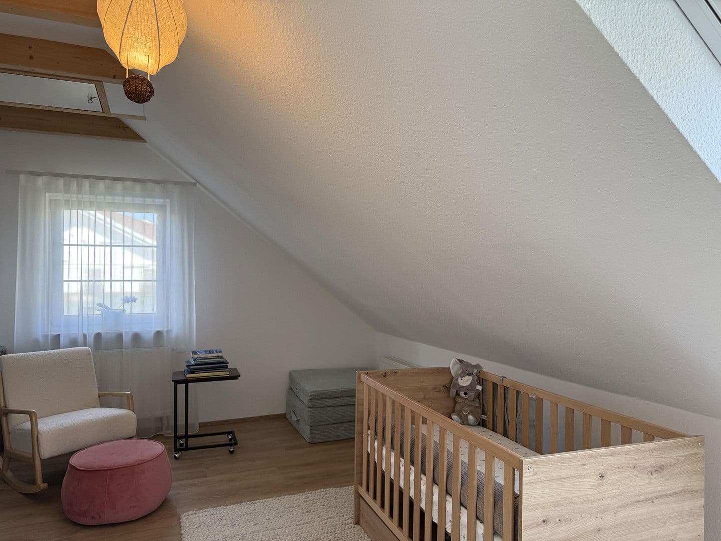 Prodej domu 187 m², pozemek 287 m², Bergweg 92, Aidlingen, Bádensko-Württembersko Prodej domu 187 m², pozemek 287 m², Bergweg 92, Aidlingen, Bádensko-Württembersko