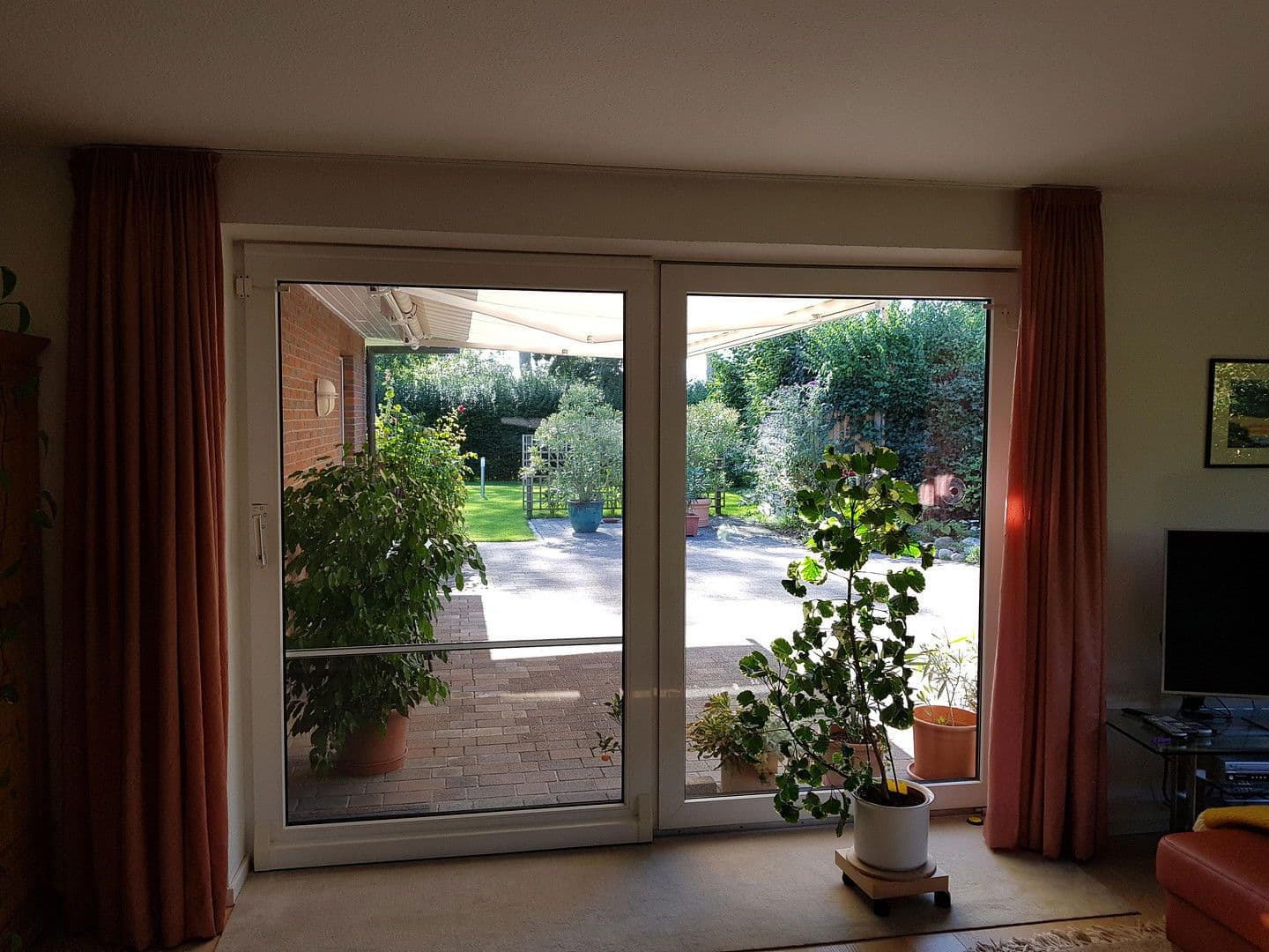 Prodej domu 208 m², pozemek 1.038 m², Vollerwiek, Šlesvicko-Holštýnsko Prodej domu 208 m², pozemek 1.038 m², Vollerwiek, Šlesvicko-Holštýnsko