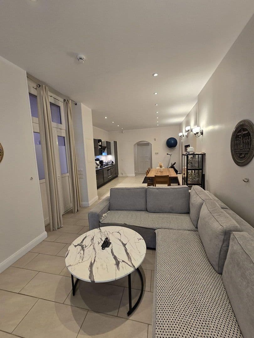 Pronájem bytu 4+1 120 m², Berlin, Berlín Pronájem bytu 4+1 120 m², Berlin, Berlín