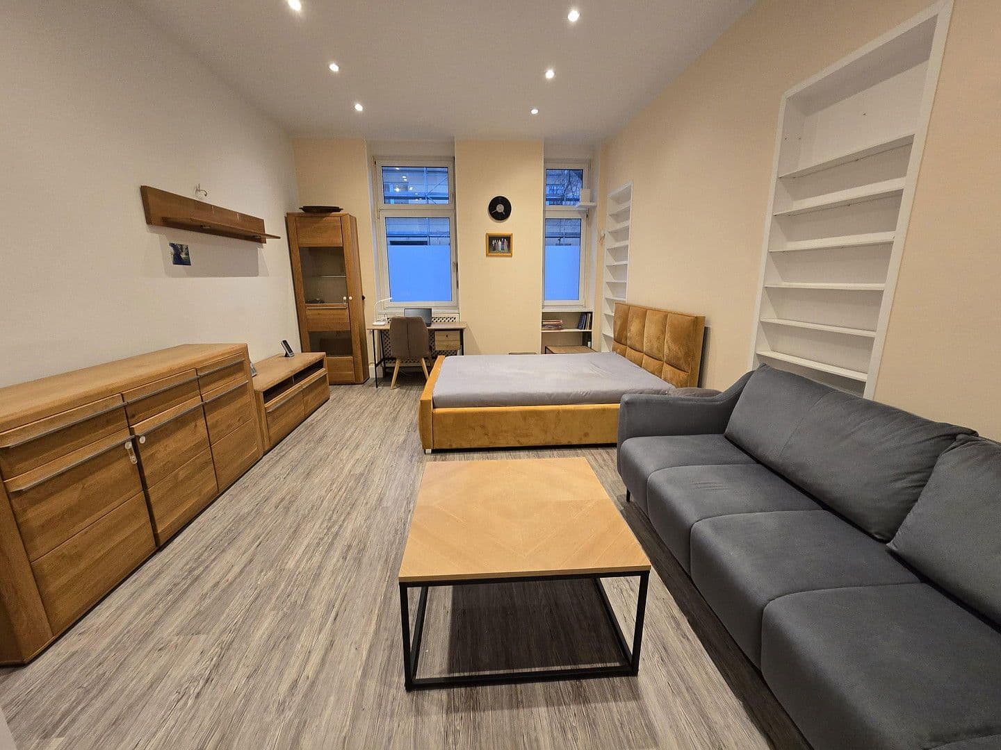 Pronájem bytu 4+1 120 m², Berlin, Berlín Pronájem bytu 4+1 120 m², Berlin, Berlín