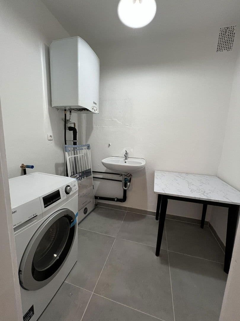 Pronájem bytu 18 m², Gostenhofer Hauptstrasse 51, Nürnberg, Bavorsko Pronájem bytu 18 m², Gostenhofer Hauptstrasse 51, Nürnberg, Bavorsko