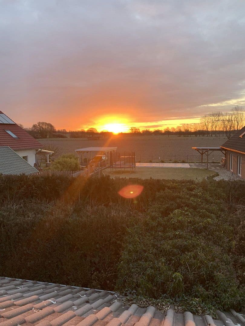 Pronájem domu 210 m², pozemek 500 m², Isernhagen, Dolní Sasko Pronájem domu 210 m², pozemek 500 m², Isernhagen, Dolní Sasko