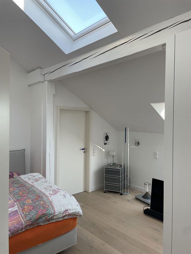 Pronájem domu 210 m², pozemek 500 m², Isernhagen, Dolní Sasko Pronájem domu 210 m², pozemek 500 m², Isernhagen, Dolní Sasko