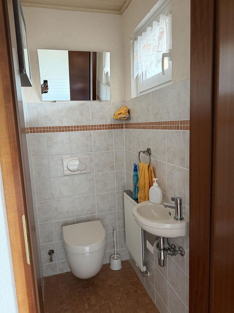 Prodej domu 170 m², pozemek 1.110 m², Weilrod, Hessen Prodej domu 170 m², pozemek 1.110 m², Weilrod, Hessen