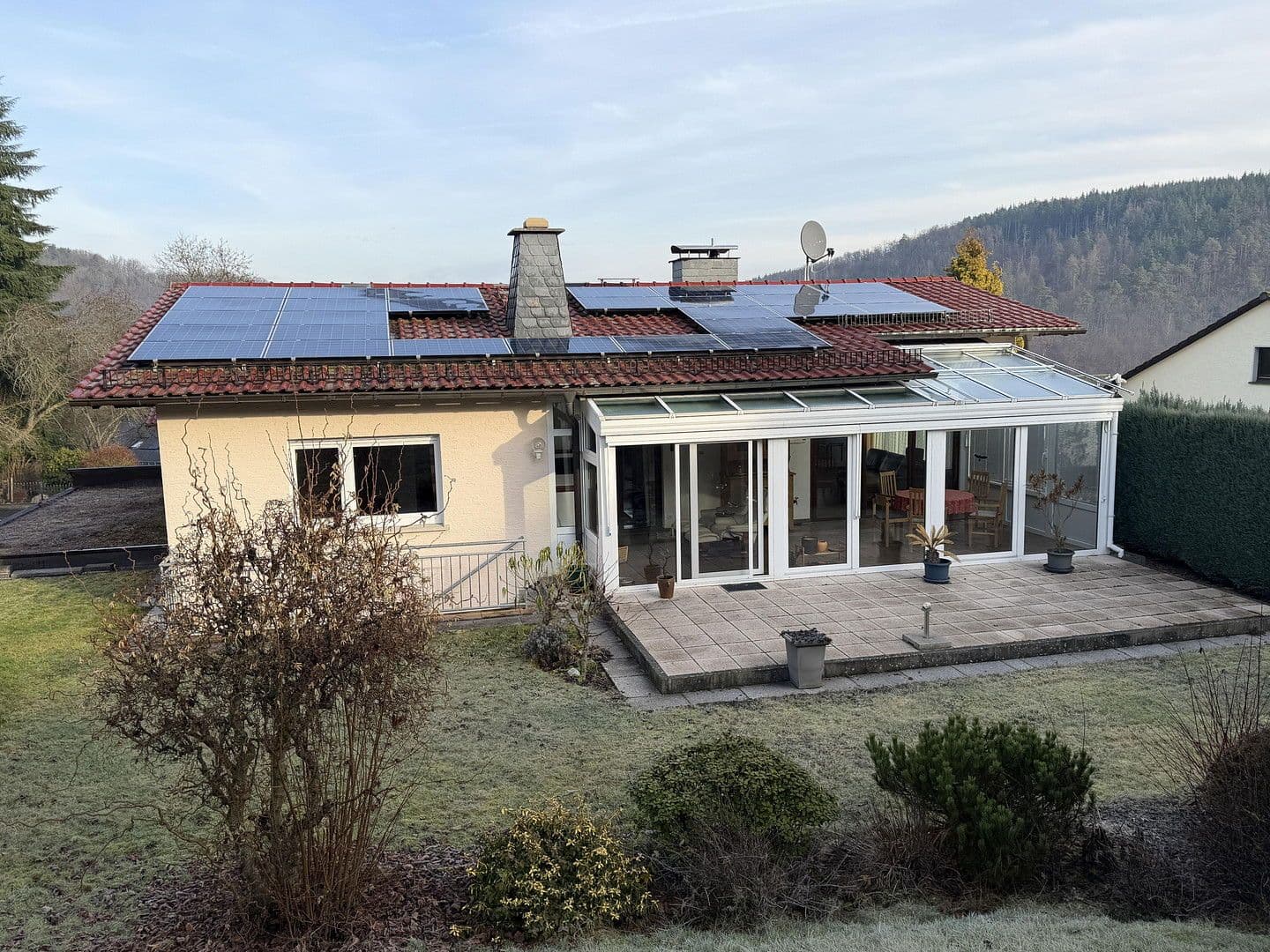 Prodej domu 170 m², pozemek 1.110 m², Weilrod, Hessen Prodej domu 170 m², pozemek 1.110 m², Weilrod, Hessen