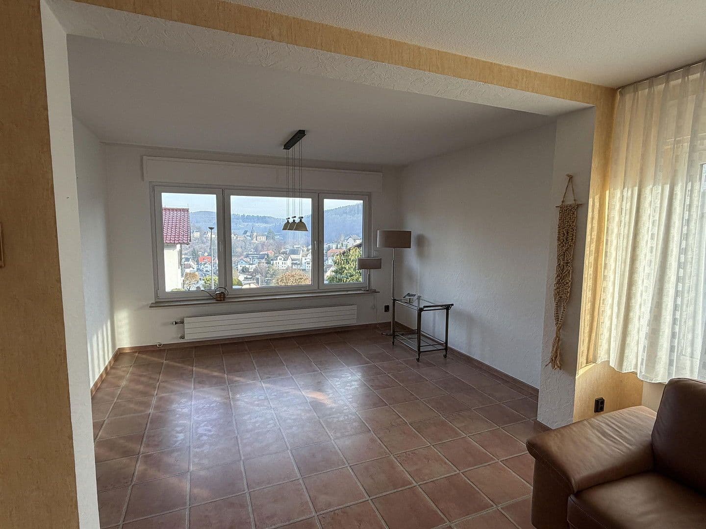 Prodej domu 170 m², pozemek 1.110 m², Weilrod, Hessen Prodej domu 170 m², pozemek 1.110 m², Weilrod, Hessen