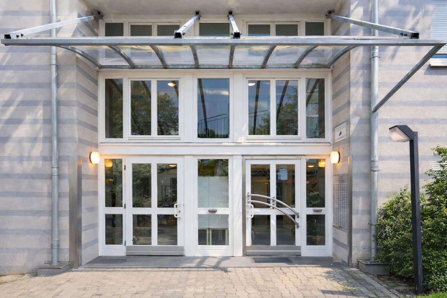 Pronájem bytu 1+1 33 m², Fürther Strasse 271, Nürnberg, Bavorsko Pronájem bytu 1+1 33 m², Fürther Strasse 271, Nürnberg, Bavorsko