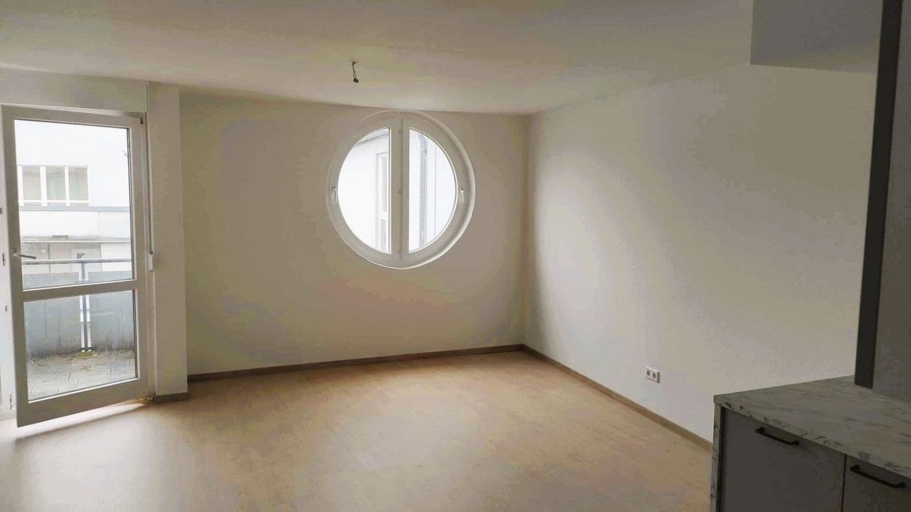 Pronájem bytu 1+1 33 m², Fürther Strasse 271, Nürnberg, Bavorsko Pronájem bytu 1+1 33 m², Fürther Strasse 271, Nürnberg, Bavorsko