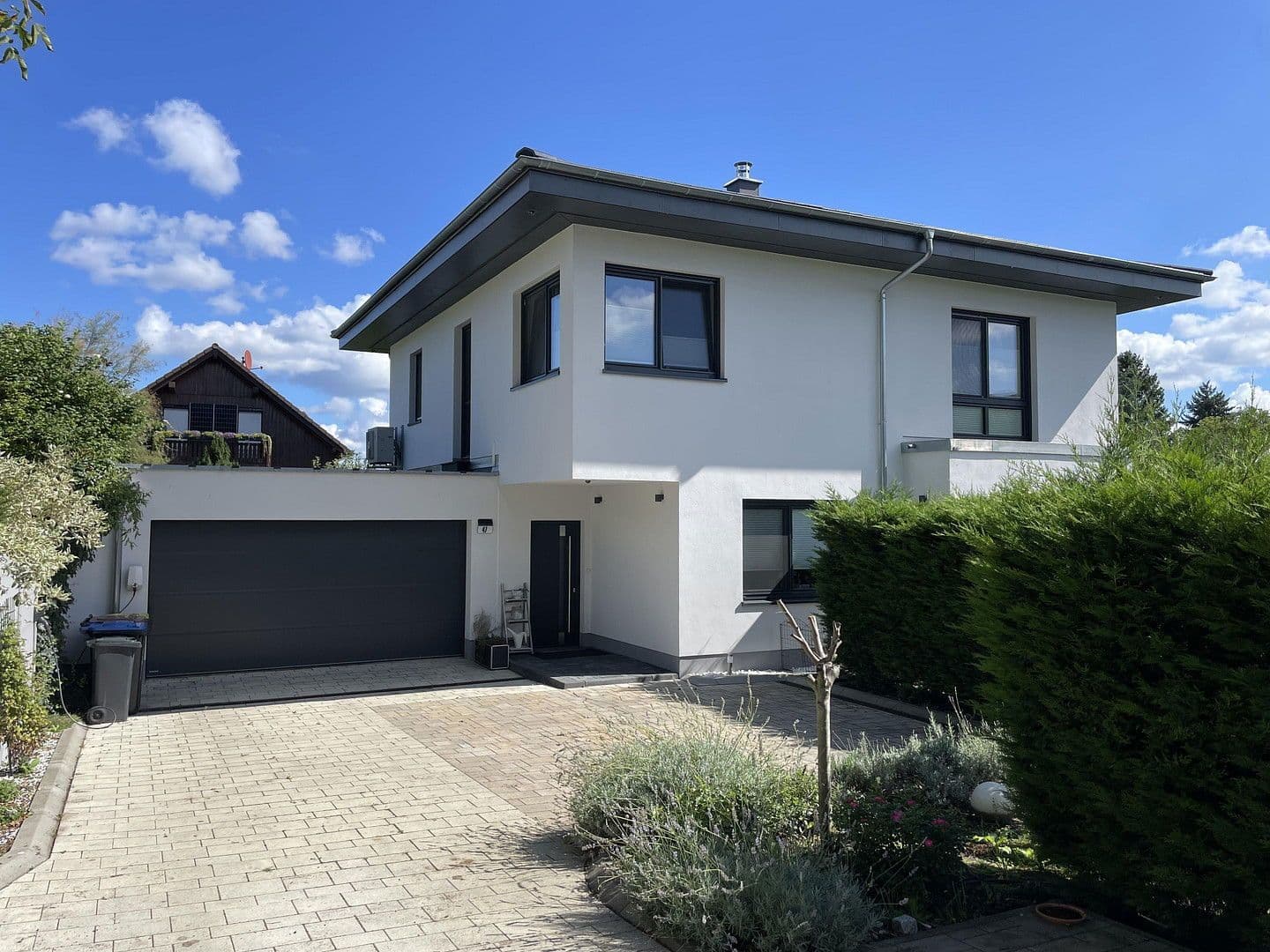 Prodej domu 198 m², pozemek 703 m², Berlin, Berlín Prodej domu 198 m², pozemek 703 m², Berlin, Berlín