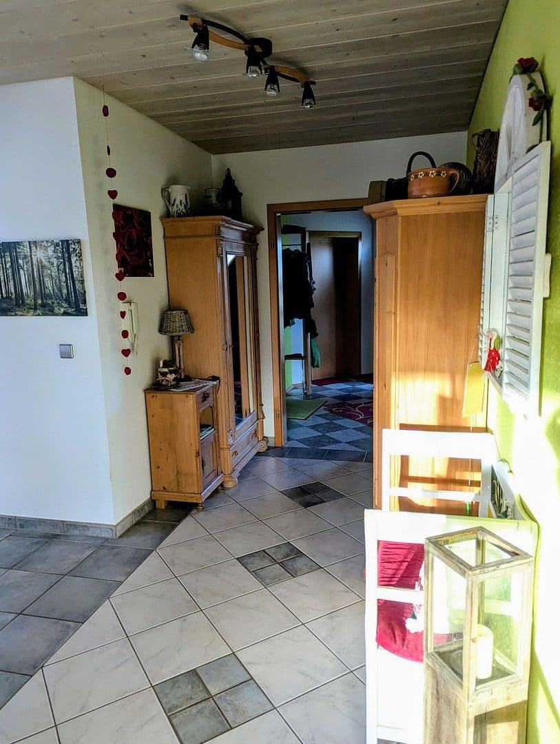 Prodej domu 129 m², pozemek 4.804 m², Wüstenrot, Bádensko-Württembersko Prodej domu 129 m², pozemek 4.804 m², Wüstenrot, Bádensko-Württembersko