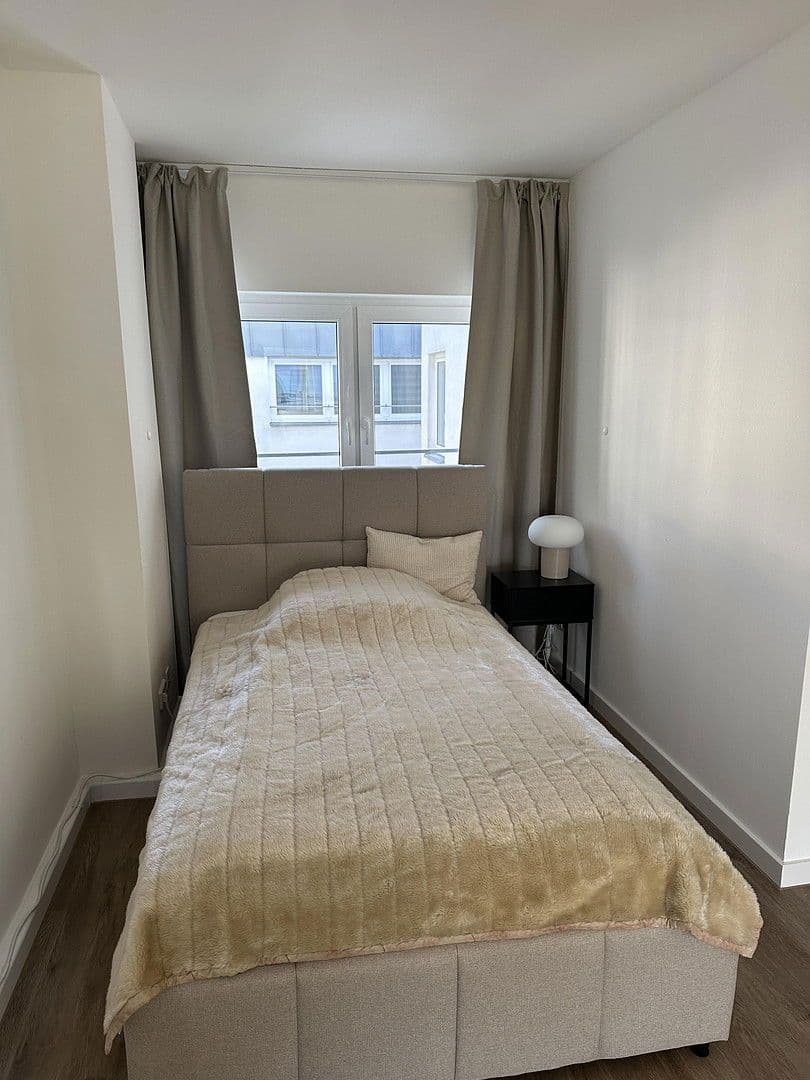 Pronájem bytu 1+1 41 m², Goldschmidtstr. 29 a, Leipzig, Sasko Pronájem bytu 1+1 41 m², Goldschmidtstr. 29 a, Leipzig, Sasko