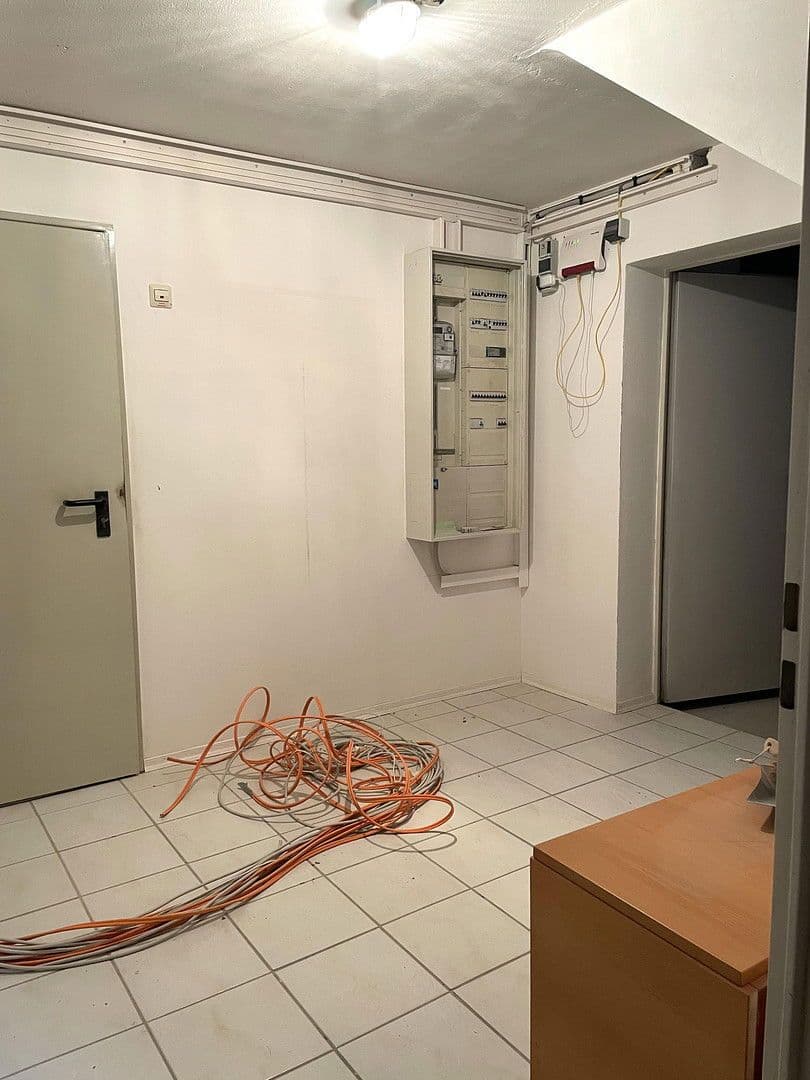 Prodej domu 160 m², pozemek 895 m², Wiesenstraße 15, Eschelbronn, Bádensko-Württembersko Prodej domu 160 m², pozemek 895 m², Wiesenstraße 15, Eschelbronn, Bádensko-Württembersko