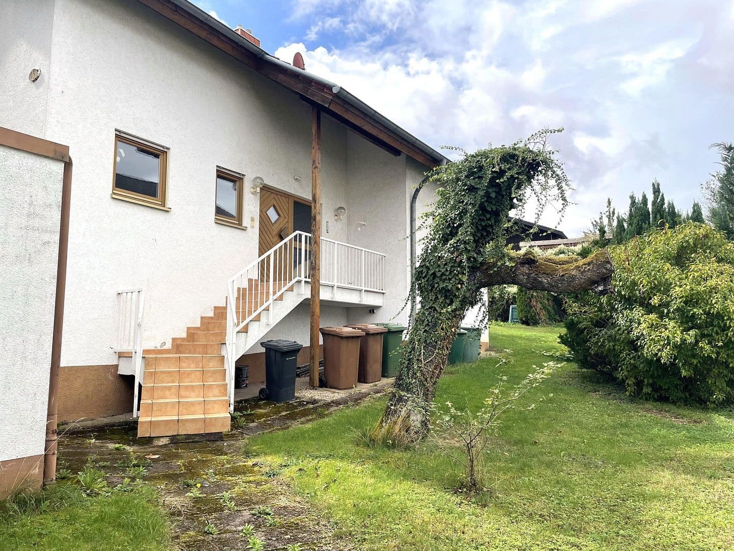 Prodej domu 160 m², pozemek 895 m², Wiesenstraße 15, Eschelbronn, Bádensko-Württembersko Prodej domu 160 m², pozemek 895 m², Wiesenstraße 15, Eschelbronn, Bádensko-Württembersko