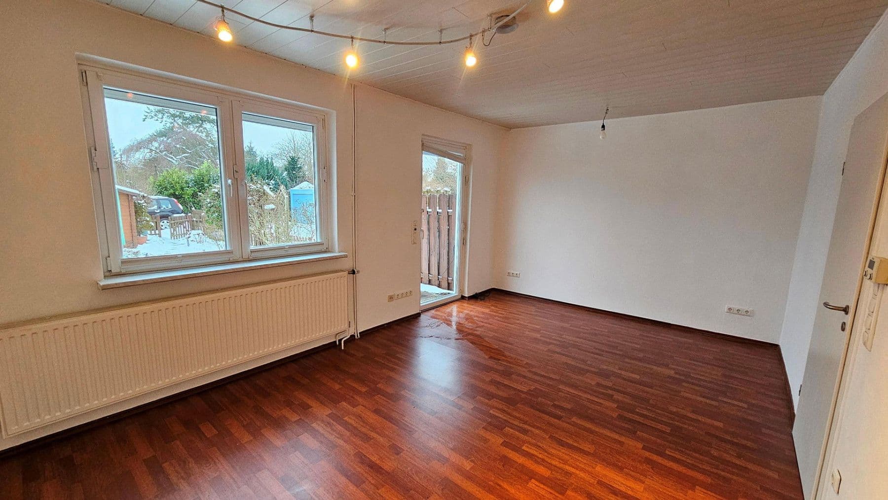 Prodej domu 86 m², pozemek 134 m², Eulenpfad 48, Celle, Dolní Sasko Prodej domu 86 m², pozemek 134 m², Eulenpfad 48, Celle, Dolní Sasko