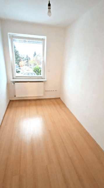Prodej domu 86 m², pozemek 134 m², Eulenpfad 48, Celle, Dolní Sasko Prodej domu 86 m², pozemek 134 m², Eulenpfad 48, Celle, Dolní Sasko
